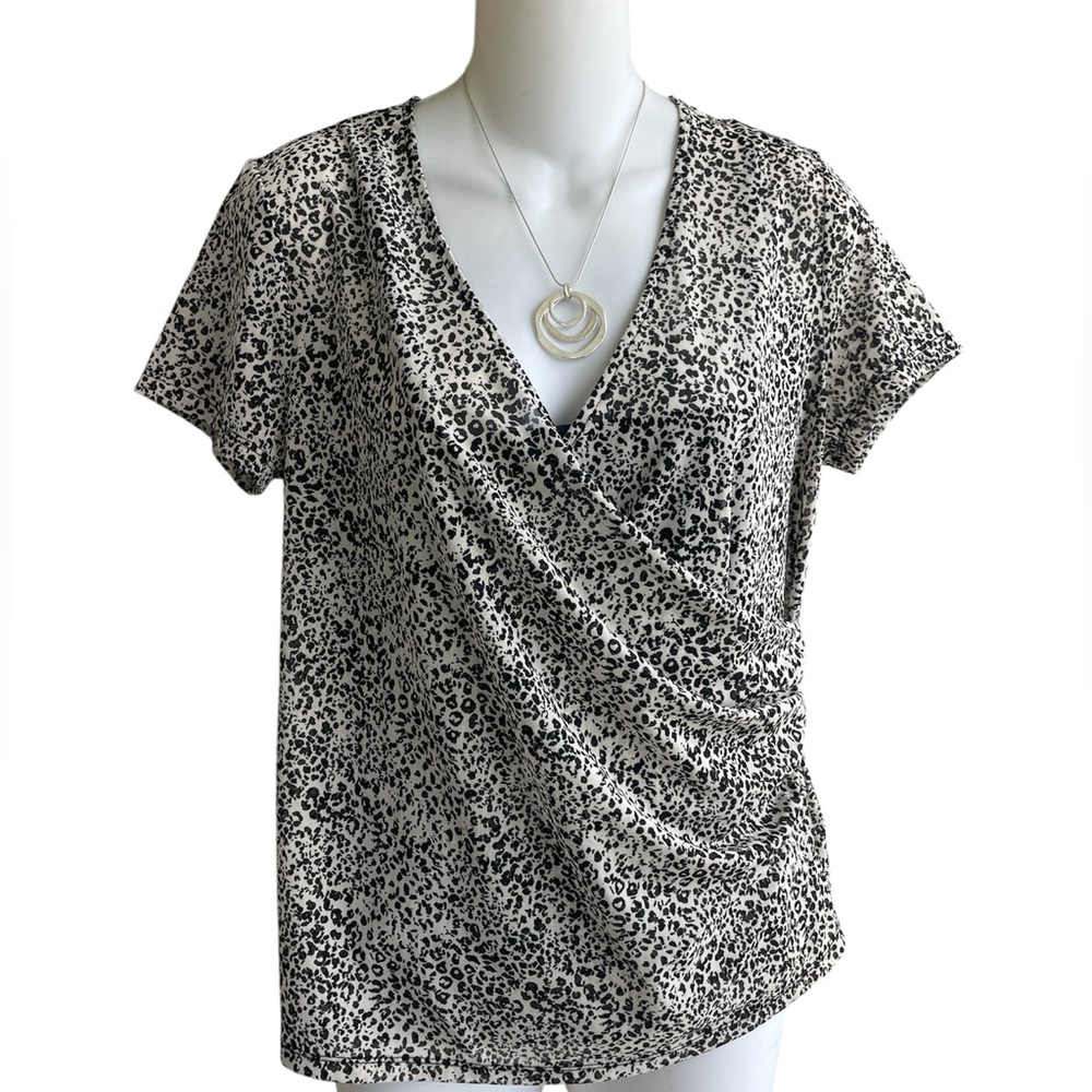Tahari My Perfect Shape Tank Top 2 Piece Surplice Black Cream Ladies Medium NWT